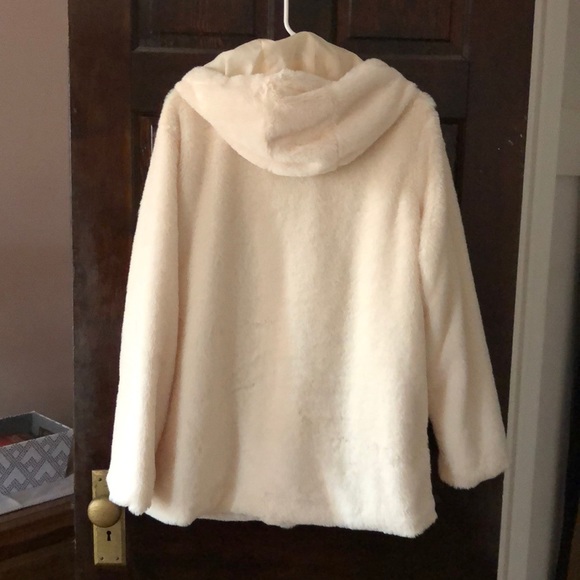 🔒RESERVED 🆕 Snow Bunny Jacket - Picture 6 of 8